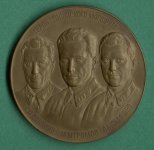 Медаль-Москвы-1998-громов-данилин-юмашев.jpg